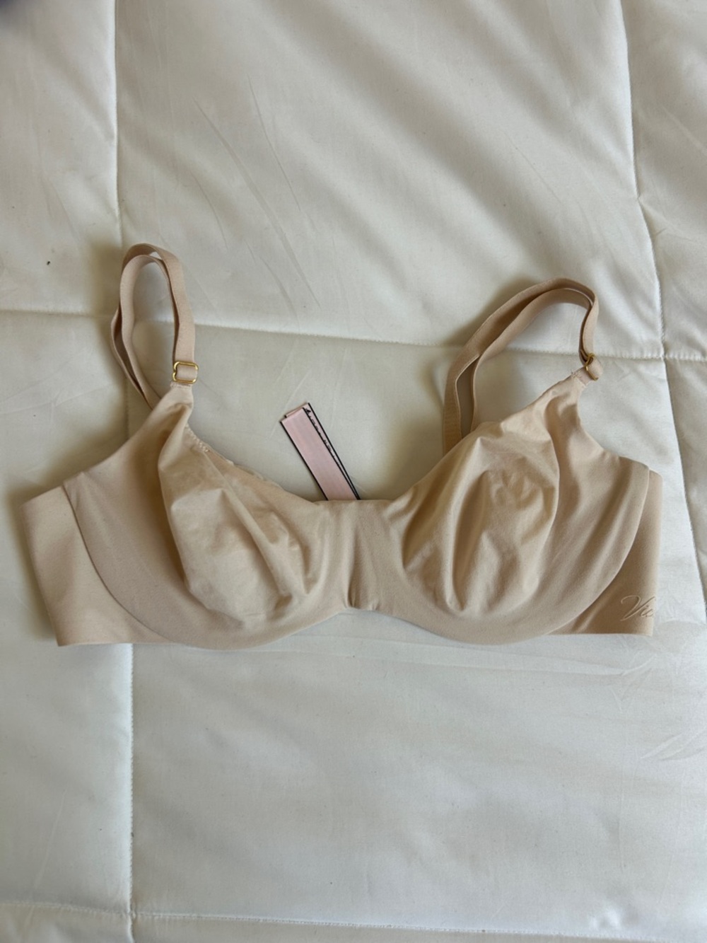 VS incredible unlined demi bra in 32C